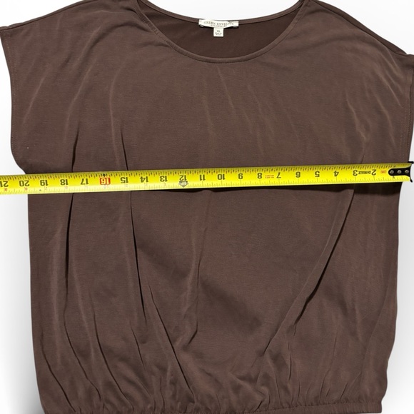 Green Envelope Cocoa Short Sleeve Tee - Picture 2 of 3